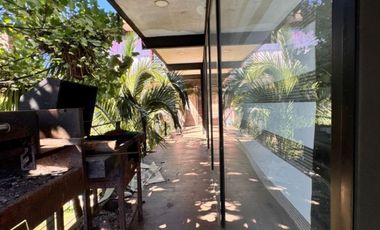 Casa en venta c/ estacionamiento en San Pedro de la Paz