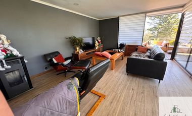 Casa en venta c/ estacionamiento en San Pedro de la Paz