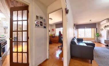 Casa en venta c/ estacionamiento en La Granja Sur