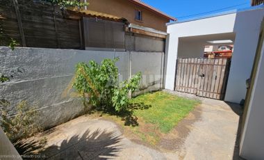 ARRIENDO CASA 3D3B2E  CONDOMINIO MIRAFLORES  782 PEÑAFLOR