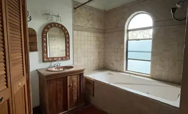 Quinta en Venta en El Barrial, Santiago, Nuevo León