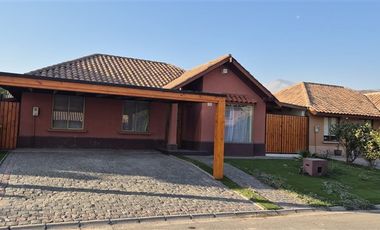 Casa en Venta en Condominio Ayres de Chicureo