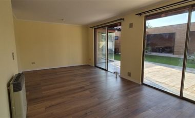 Casa en Venta en Condominio Ayres de Chicureo