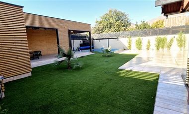 Casa en Venta en Condominio Ayres de Chicureo