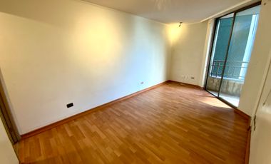 Arriendo Dpto. 2D amplios cocina semi integrada y terraza.