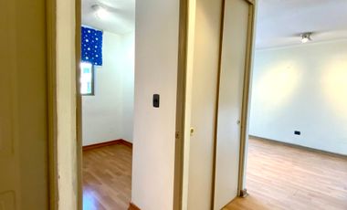 Arriendo Dpto. 2D amplios cocina semi integrada y terraza.