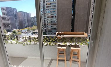 Oportunidad!! Estudio AMOBLADO Metro Sta Isabel a pasos de Barrio Italia y Providencia.