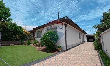 Encantadora Casa, con Gran Terreno 370 Mts2, Macul