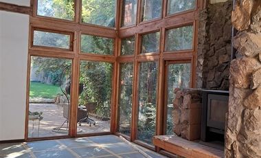 Casa en Arriendo en Casa Roto Chileno