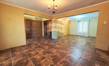 Se Arrienda sólida casa en Olmué