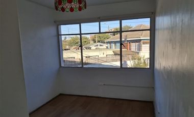 Casa en Arriendo en Barros arana esquina camino real