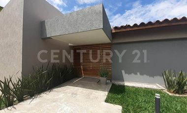 ALQUILER CASA CAMPESTRE ROZO
