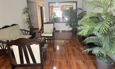 Casa Venta Cerca Plaza de Armas Pisco 3 pisos 9 dormitorios 8 baños amoblada A.C. 220 m2