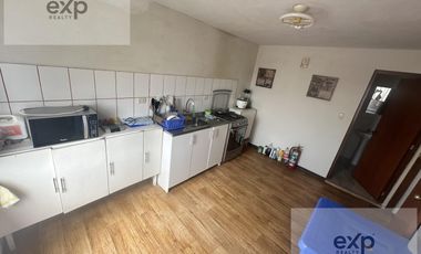 Casa Venta Cerca Plaza de Armas Pisco 3 pisos 9 dormitorios 8 baños amoblada A.C. 220 m2
