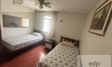 Casa Venta Cerca Plaza de Armas Pisco 3 pisos 9 dormitorios 8 baños amoblada A.C. 220 m2