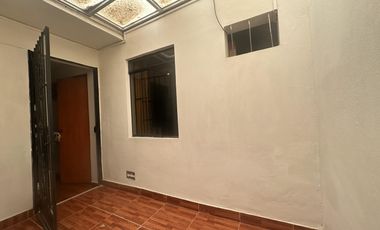 Casa Venta Cerca Plaza de Armas Pisco 3 pisos 9 dormitorios 8 baños amoblada A.C. 220 m2