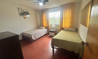 Casa Venta Cerca Plaza de Armas Pisco 3 pisos 9 dormitorios 8 baños amoblada A.C. 220 m2