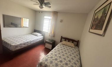 Casa Venta Cerca Plaza de Armas Pisco 3 pisos 9 dormitorios 8 baños amoblada A.C. 220 m2