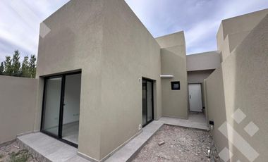 En Alquiler | PH de 2 dormitorios | Altos de Alberdi, Plottier