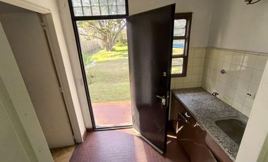 Casa Quinta de 6 ambientes en Tigre, gran parque, con pileta.