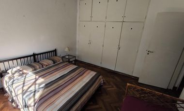 Casa Quinta de 6 ambientes en Tigre, gran parque, con pileta.