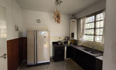 Casa Quinta de 6 ambientes en Tigre, gran parque, con pileta.