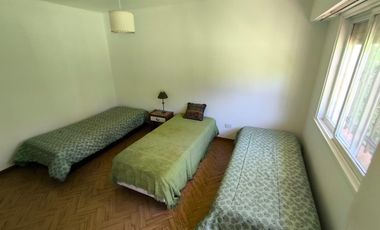 Casa Quinta de 6 ambientes en Tigre, gran parque, con pileta.