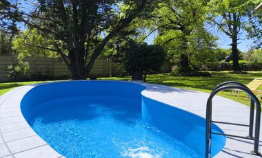 Casa Quinta de 6 ambientes en Tigre, gran parque, con pileta.