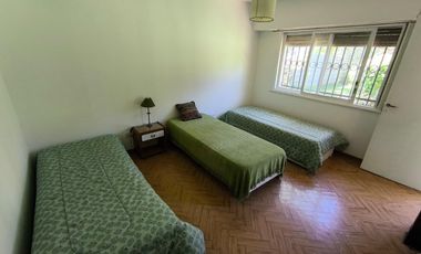 Casa Quinta de 6 ambientes en Tigre, gran parque, con pileta.