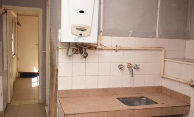 OLIVOS.  Local Comercial y Vivienda  con Entradas Independientes  .