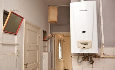 OLIVOS.  Local Comercial y Vivienda  con Entradas Independientes  .