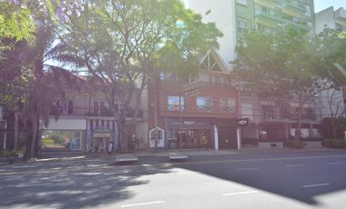 OLIVOS.  Local Comercial y Vivienda  con Entradas Independientes  .