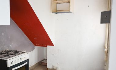 OLIVOS.  Local Comercial y Vivienda  con Entradas Independientes  .