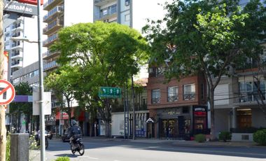 OLIVOS.  Local Comercial y Vivienda  con Entradas Independientes  .