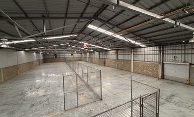 Nave Industrial de 2,677 m² en PIVA + 503 m² área exterior