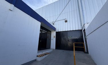 Nave Industrial de 2,677 m² en PIVA + 503 m² área exterior