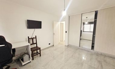 VENTA CASA 3 AMBIENTES PATIO GARAGE