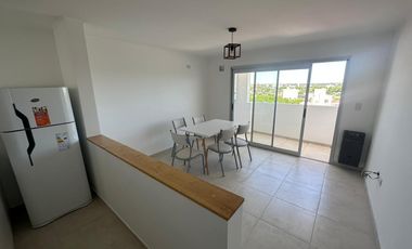 Departamento en Alquiler con muebles. 18 E/ 62 y 63