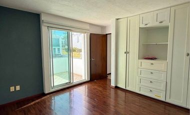 CASA EN RENTA EN ALTOZANO MORELIA