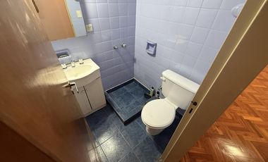 Departamento en alquiler de 4 ambientes con dos baños
