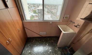 Departamento en alquiler de 4 ambientes con dos baños