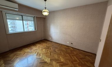 Departamento en alquiler de 4 ambientes con dos baños
