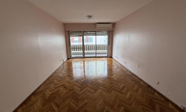 Departamento en alquiler de 4 ambientes con dos baños