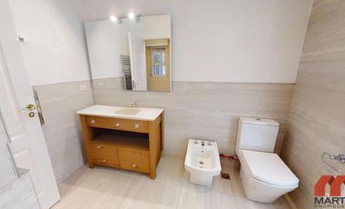 Casa en Venta de 4 Ambientes con Jardín y Quincho - Martinez