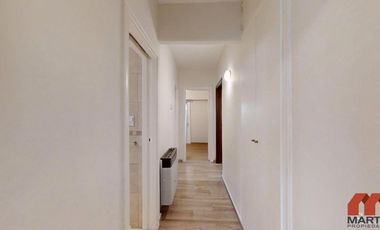 Casa en Venta de 4 Ambientes con Jardín y Quincho - Martinez