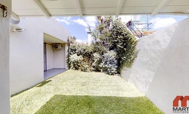 Casa en Venta de 4 Ambientes con Jardín y Quincho - Martinez