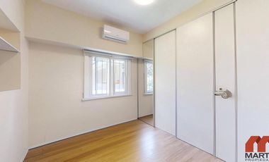 Casa en Venta de 4 Ambientes con Jardín y Quincho - Martinez