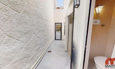 Casa en Venta de 4 Ambientes con Jardín y Quincho - Martinez