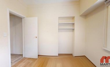 Casa en Venta de 4 Ambientes con Jardín y Quincho - Martinez