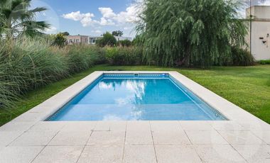 Casa en venta - Canning, Barrio Santa Inés